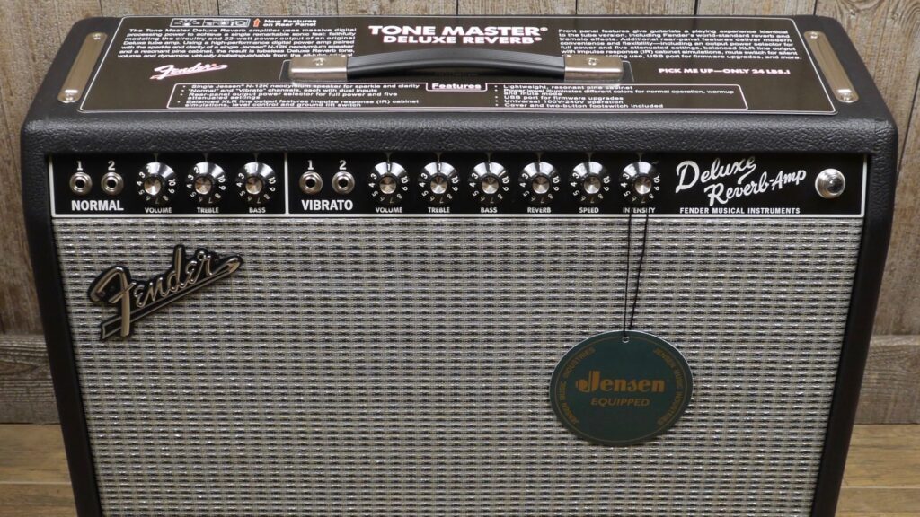 Fender Tone Master Deluxe Reverb Black 2274106000 inclusi 2-Button Footswitch e Cover