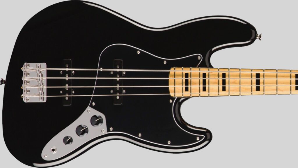 Squier by Fender Classic Vibe 70 Jazz Bass Black 0374540506 con custodia Fender in omaggio