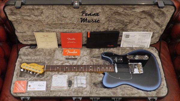 Fender American Pro II Telecaster Dark Night 0113940761 Made in Usa inclusa custodia rigida