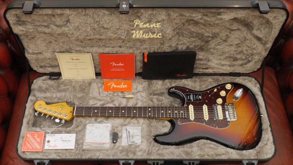 Fender American Pro II Stratocaster HSS 3-C Sunburst RW 0113910700 Made in Usa inclusa custodia