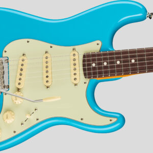 Fender American Professional II Stratocaster Miami Blue RW 3