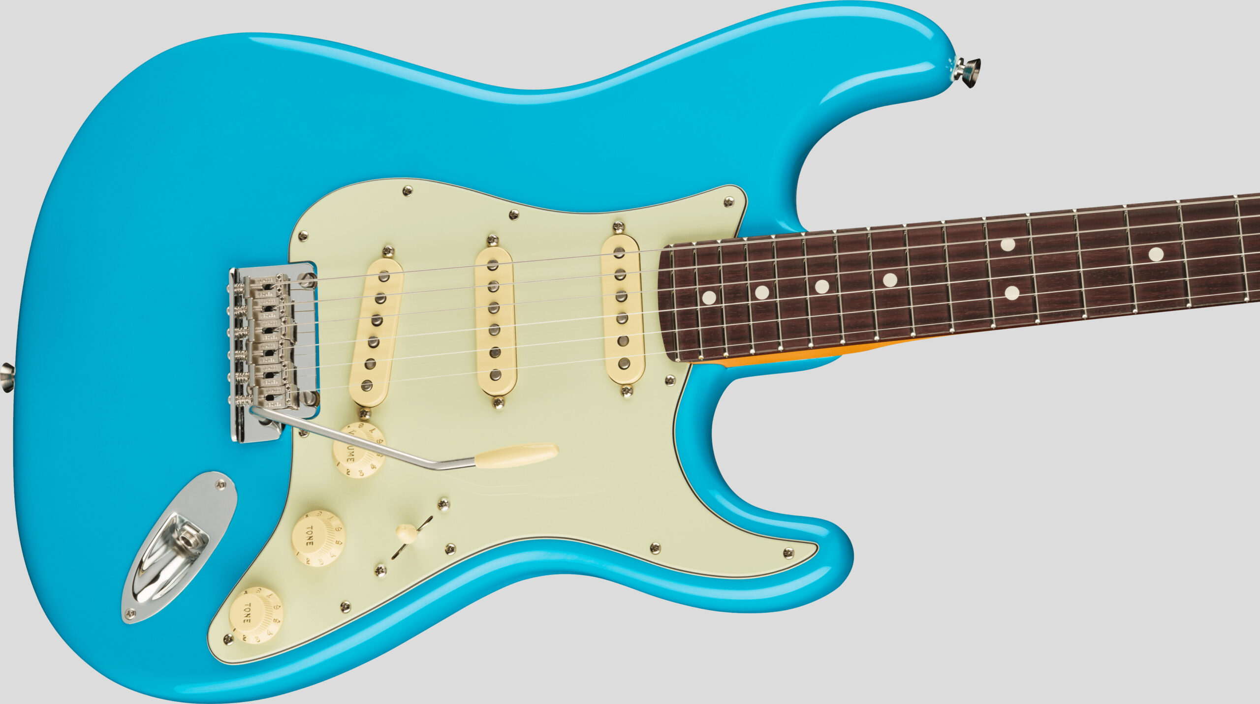 Fender American Professional II Stratocaster Miami Blue RW 3
