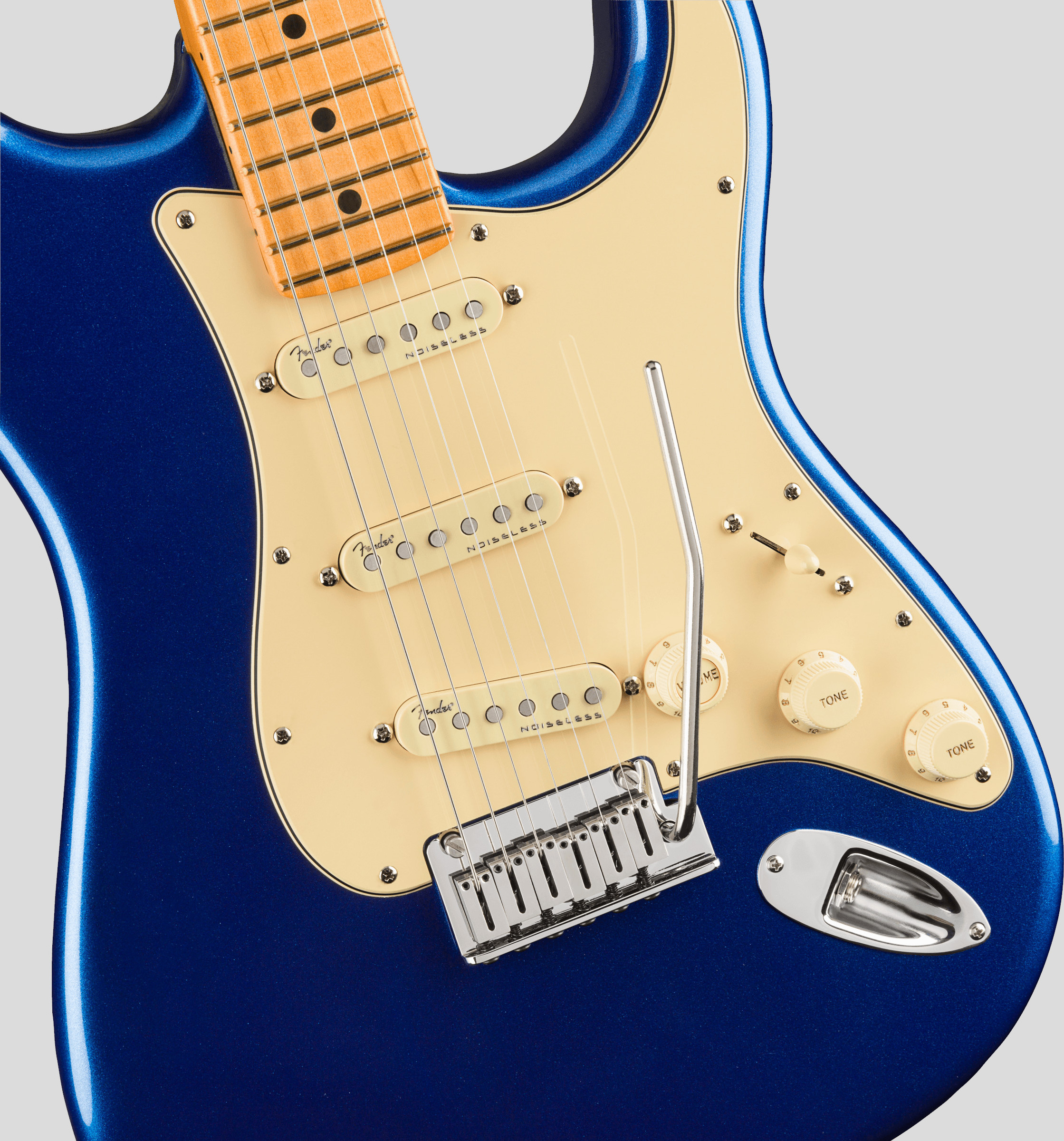Fender American Ultra Stratocaster Cobra Blue 4