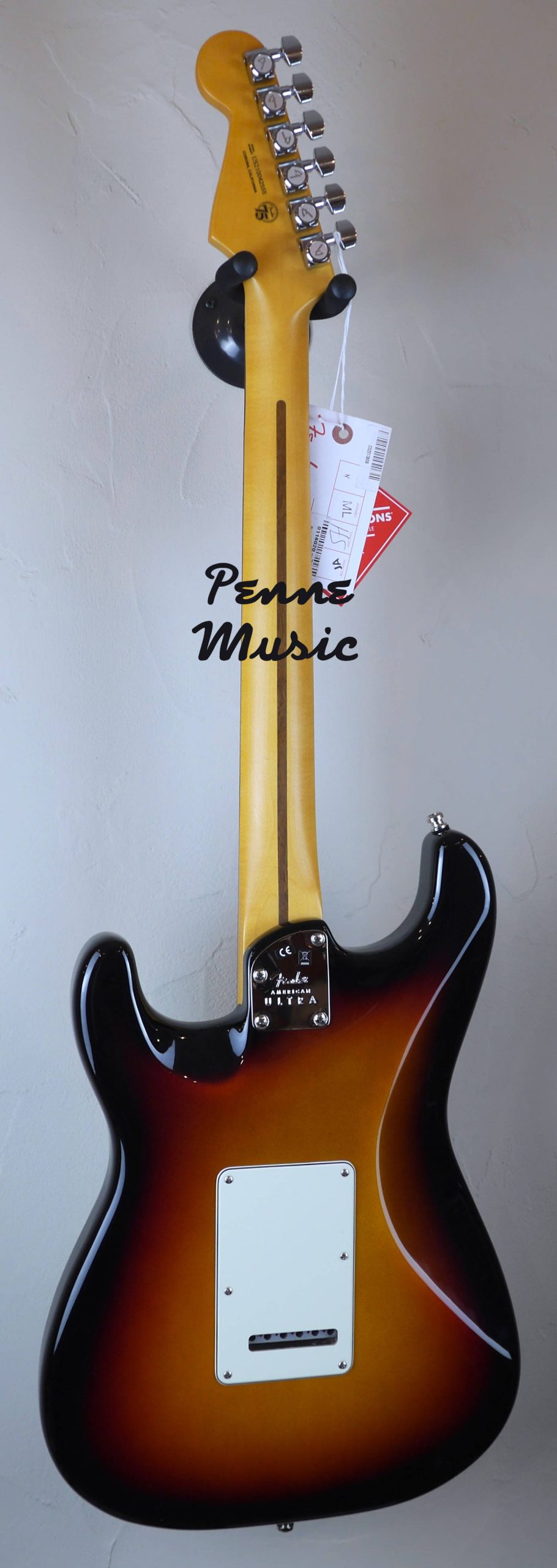 Fender American Ultra Stratocaster HSS Ultraburst RW 3