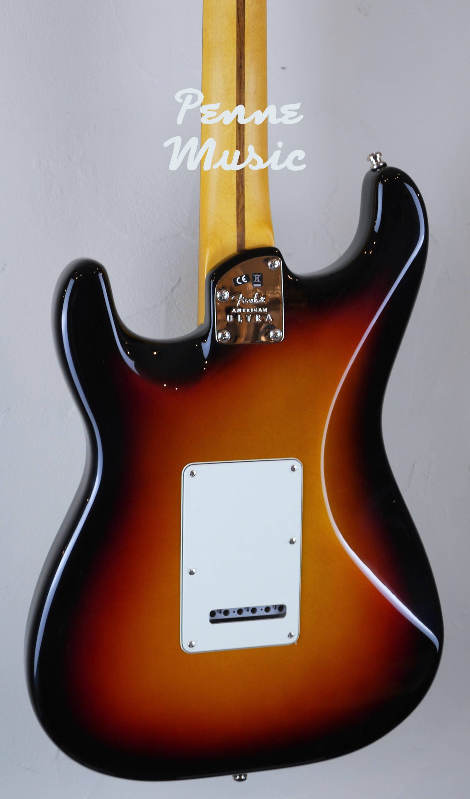 Fender American Ultra Stratocaster Ultraburst RW 5