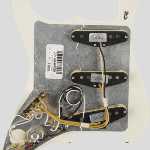 Fender Custom Shop Pre-Wired Fat 50 Stratocaster Pickup Set Pickguard Parchment 6
