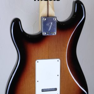 Fender Player Stratocaster 3-Color Sunburst MN 4