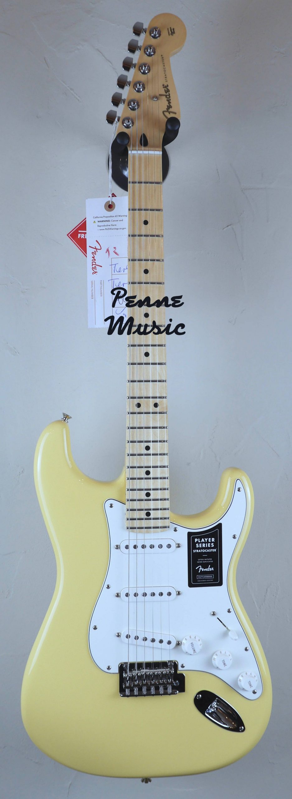 Fender Player Stratocaster Buttercream 1