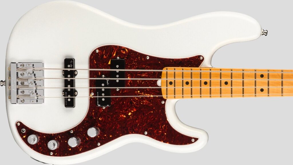 Fender Precision Bass American Ultra Arctic Pearl 0199012781 Made in Usa inclusa custodia rigida Fender