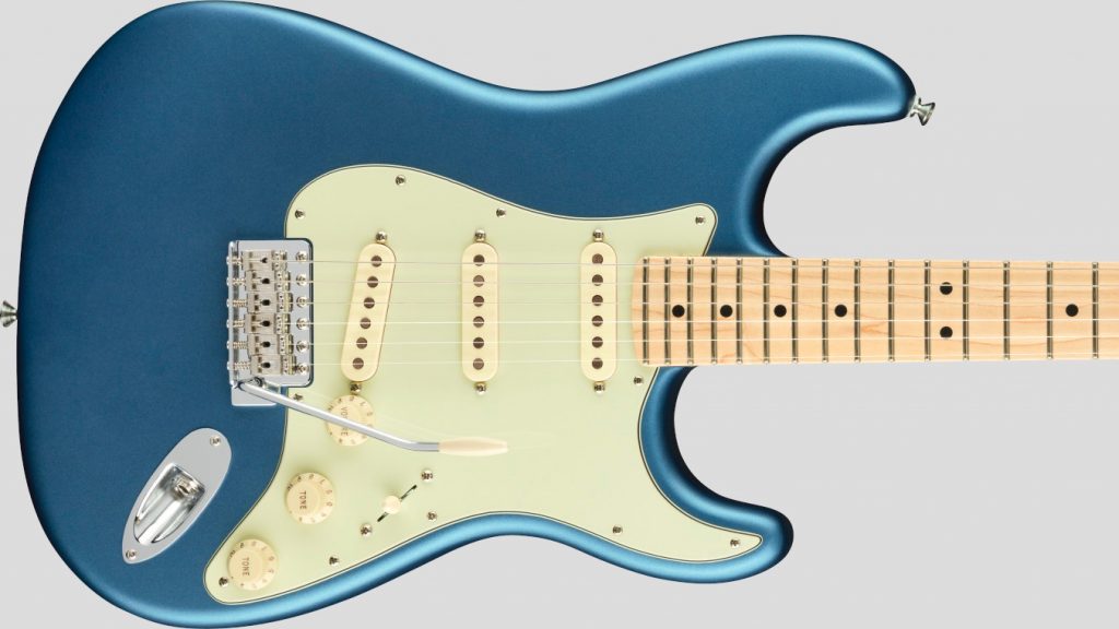 Fender Stratocaster American Performer Lake Placid Blue 0114912302 Made in Usa inclusa custodia