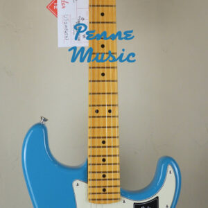 Fender American Professional II Stratocaster Miami Blue MN 2