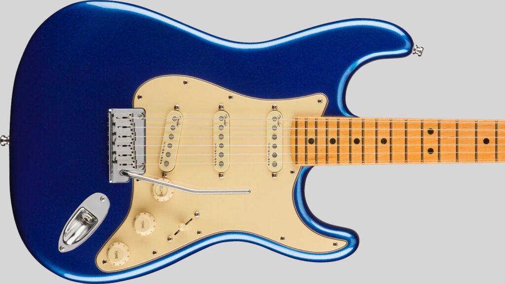 Fender Stratocaster American Ultra Cobra Blue 0118012795 Made in Usa inclusa custodia rigida Fender