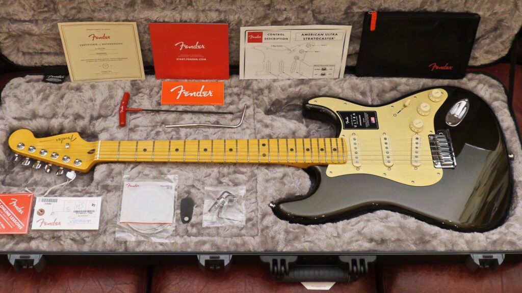 Fender Stratocaster American Ultra Texas Tea 0118012790 Made in Usa inclusa custodia rigida Fender