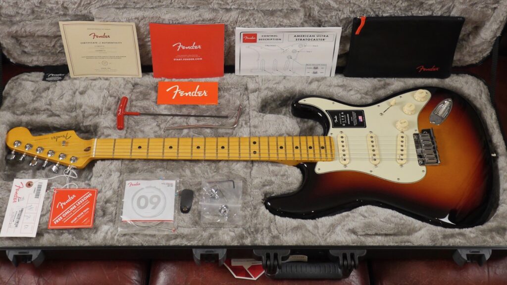 Fender Stratocaster American Ultra Ultraburst MN 0118012712 Made in Usa inclusa custodia rigida Fender