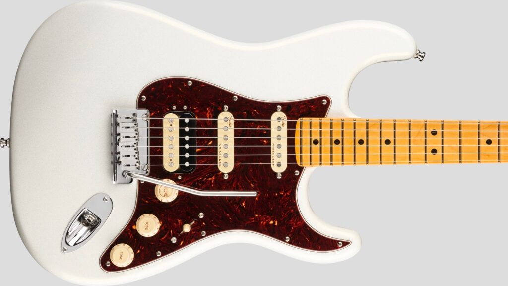 Fender Stratocaster HSS American Ultra Arctic Pearl 0118022781 Made in Usa inclusa custodia rigida Fender