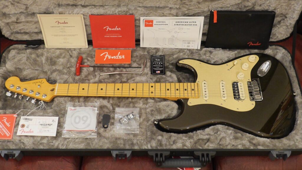 Fender Stratocaster HSS American Ultra Texas Tea 0118022790 Made in Usa inclusa custodia rigida Fender