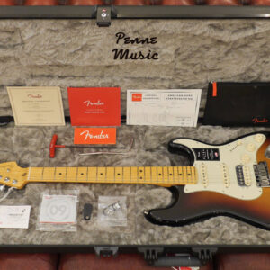 Fender American Ultra Stratocaster HSS Ultraburst MN 1