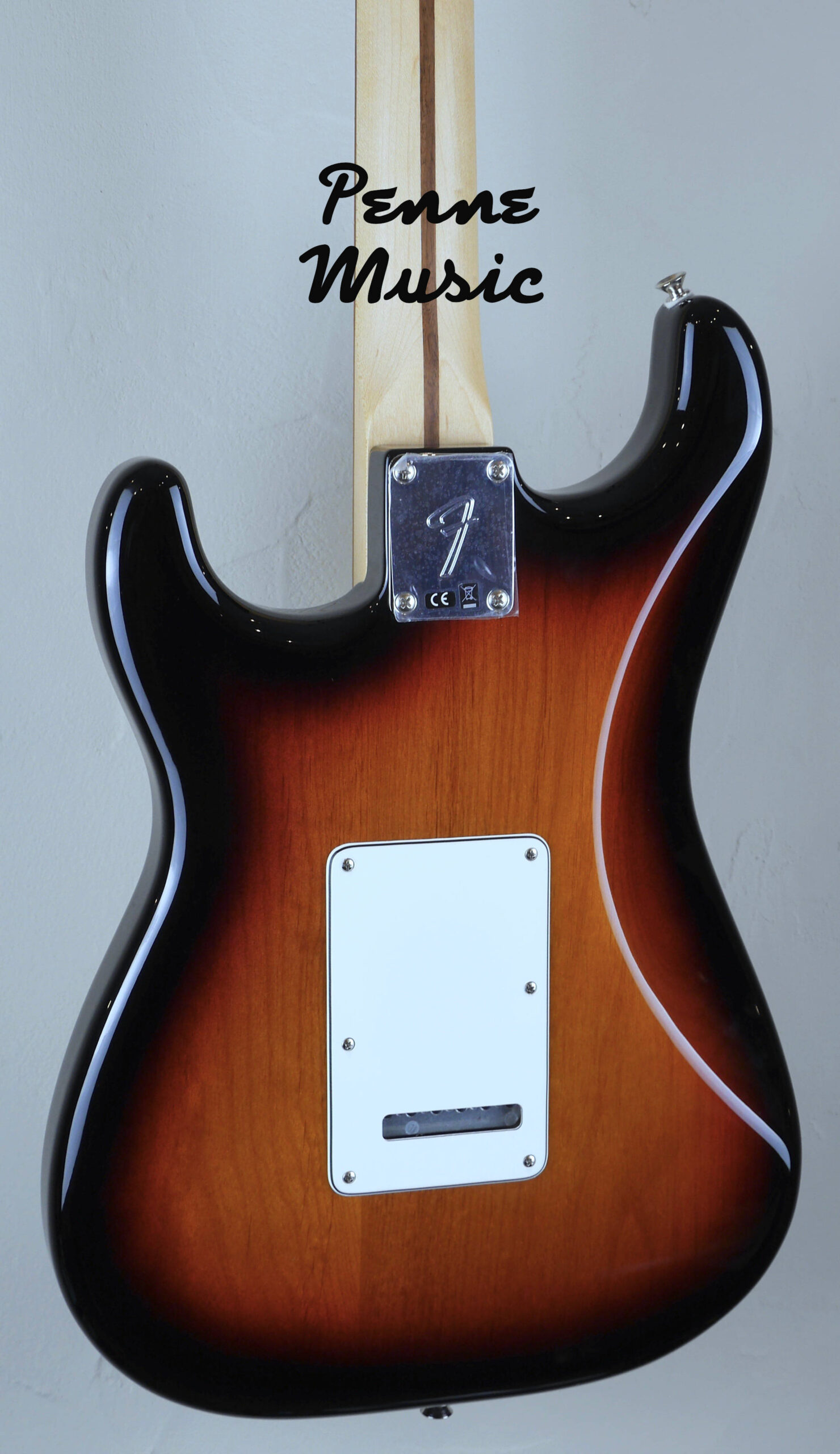 Fender Player Stratocaster 3-Color Sunburst PF 4