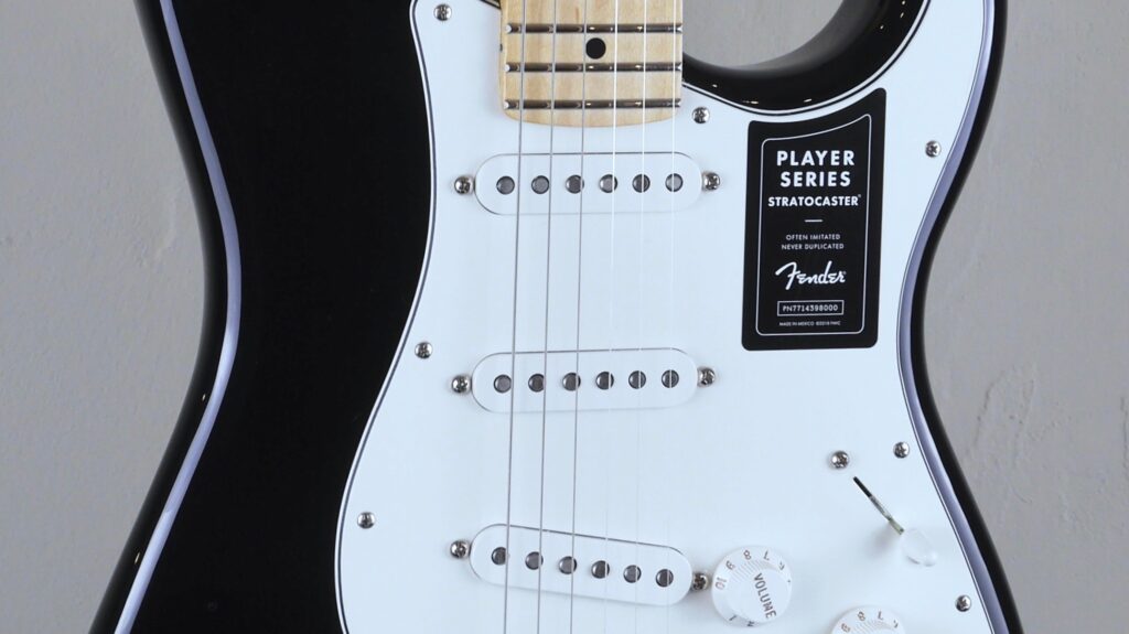 Fender Player Stratocaster Black MN 0144502506 Made in Mexico con custodia Fender in omaggio