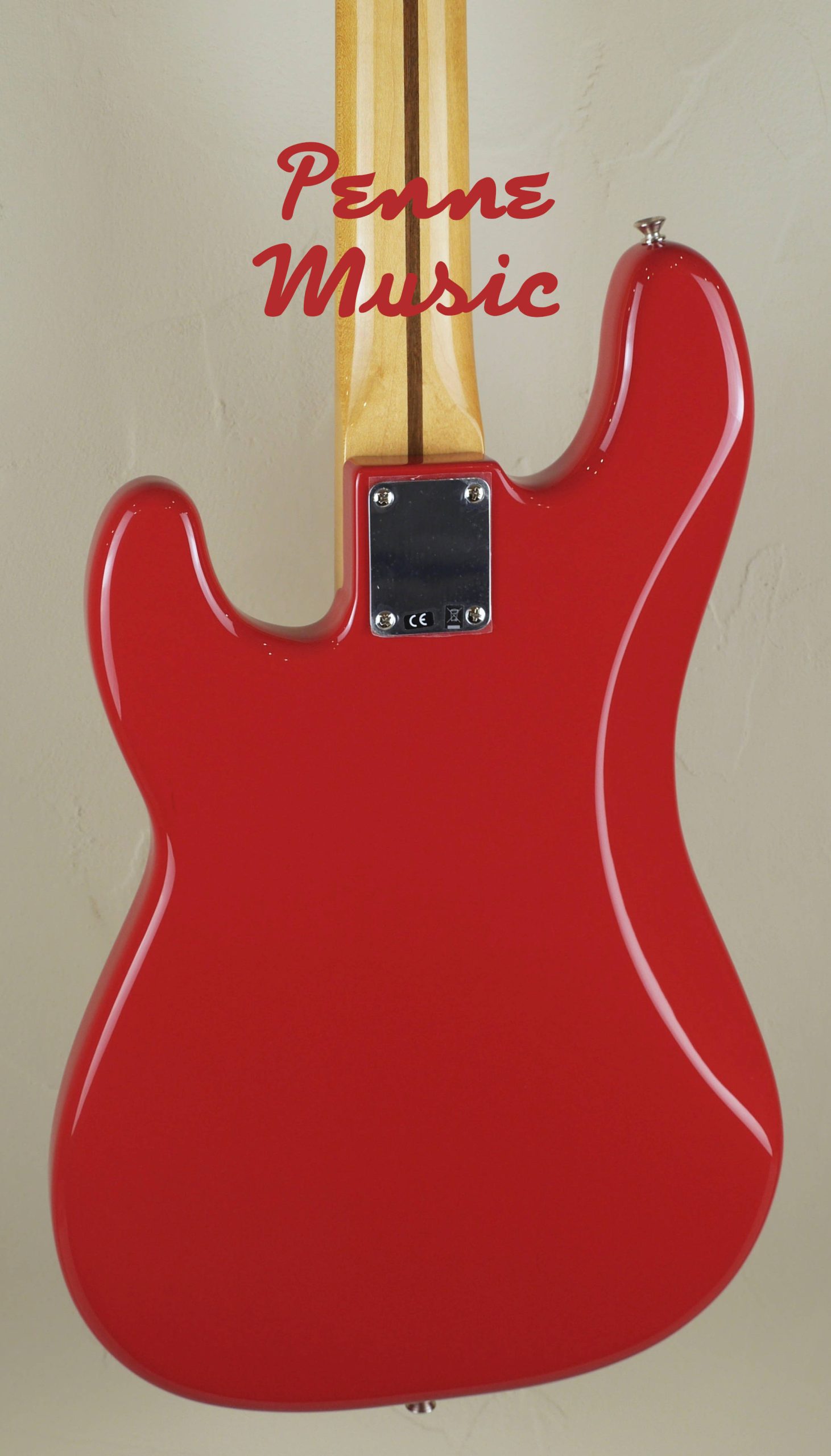 Fender Vintera 50 Precision Bass Dakota Red 4