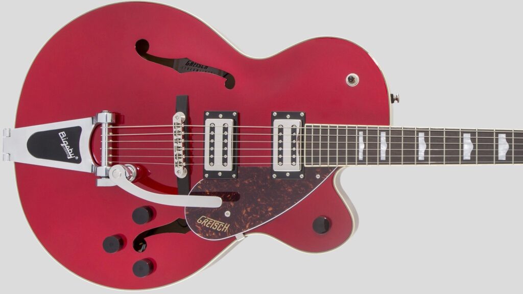 Gretsch G2420T with Bigsby Streamliner Collection Hollow Body Candy Apple Red con custodia Fender in omaggio