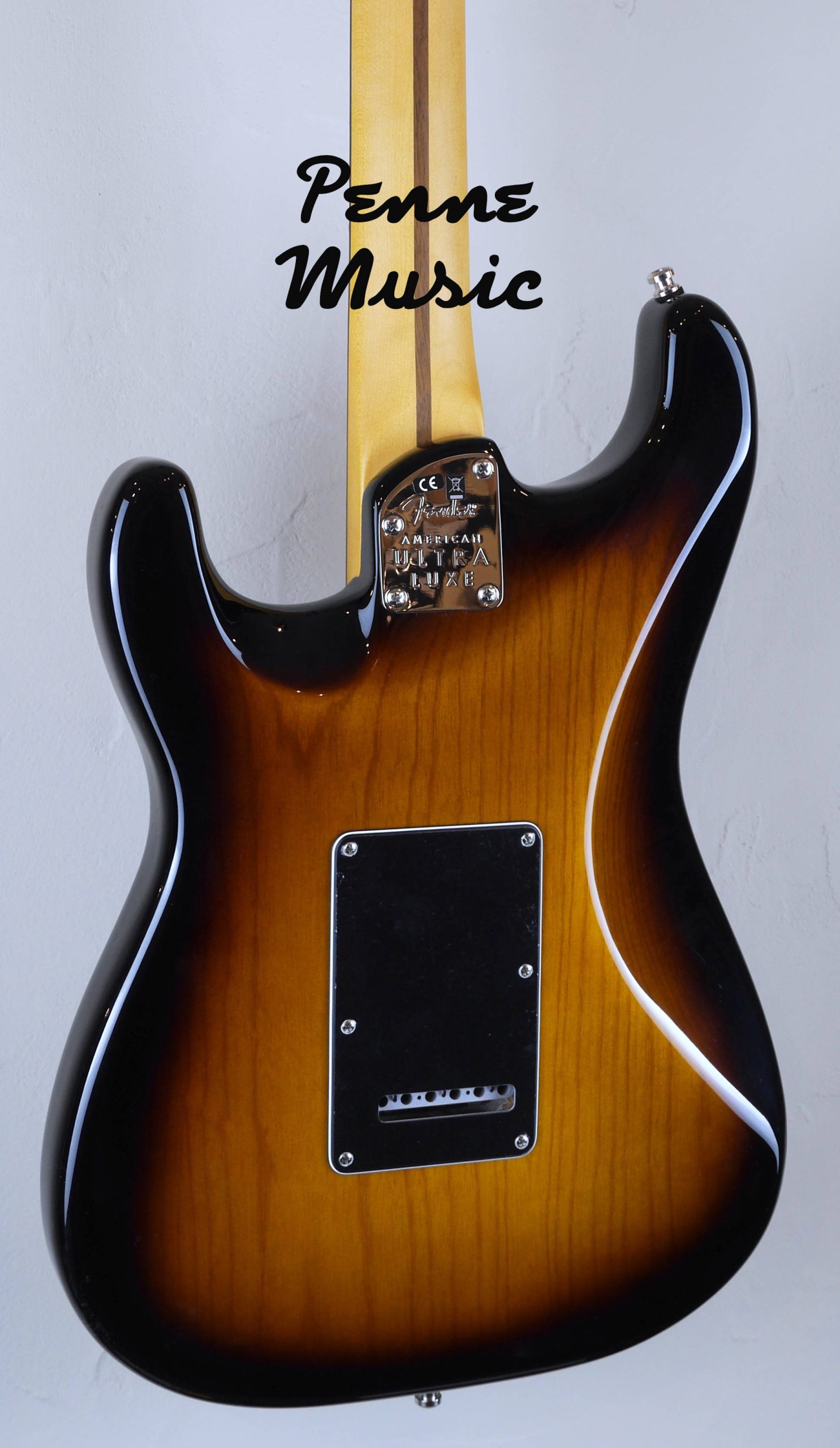 Fender American Ultra Luxe Stratocaster 2-Color Sunburst RW 5