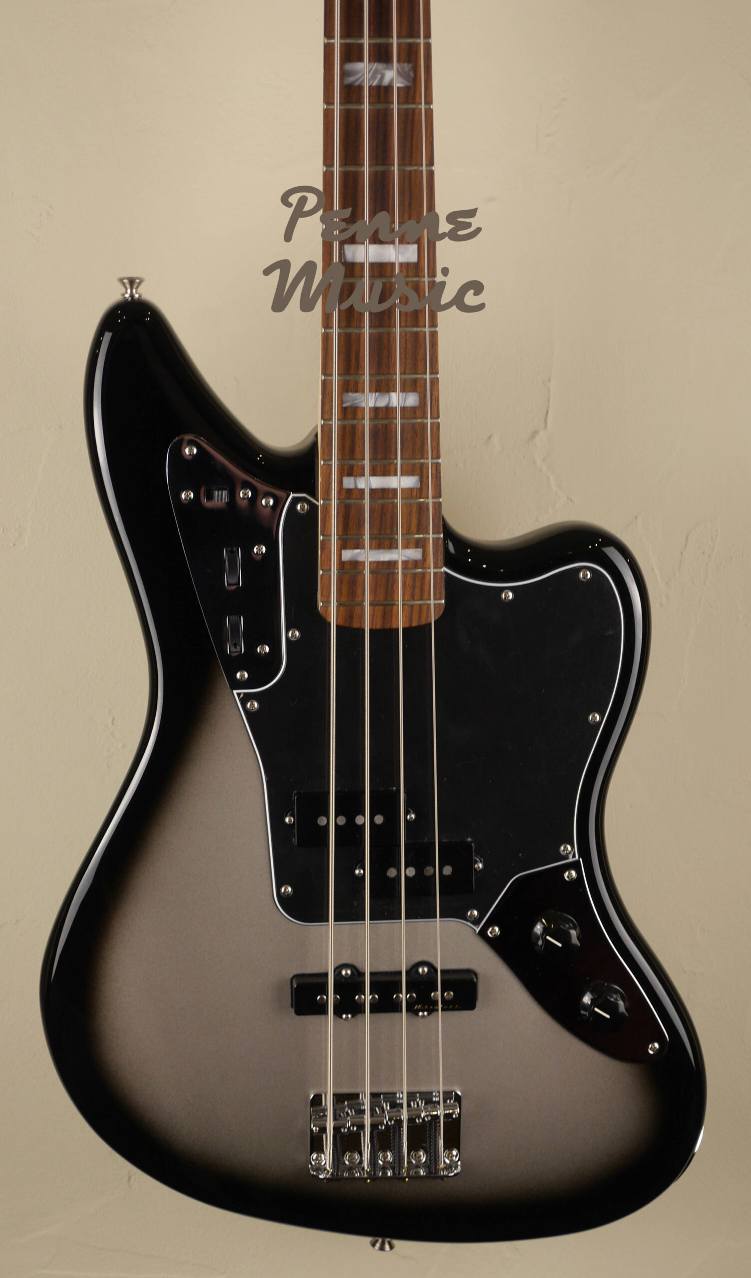 Fender Artist Troy Sanders Jaguar Bass Silverburst (custodia Fender Gig Bag Deluxe) 0143110391 Made in Mexico