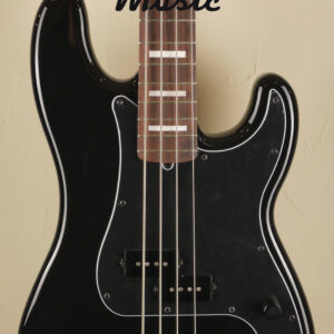Fender Duff McKagan Deluxe Precision Bass Black 3