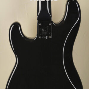 Fender Duff McKagan Deluxe Precision Bass Black 4