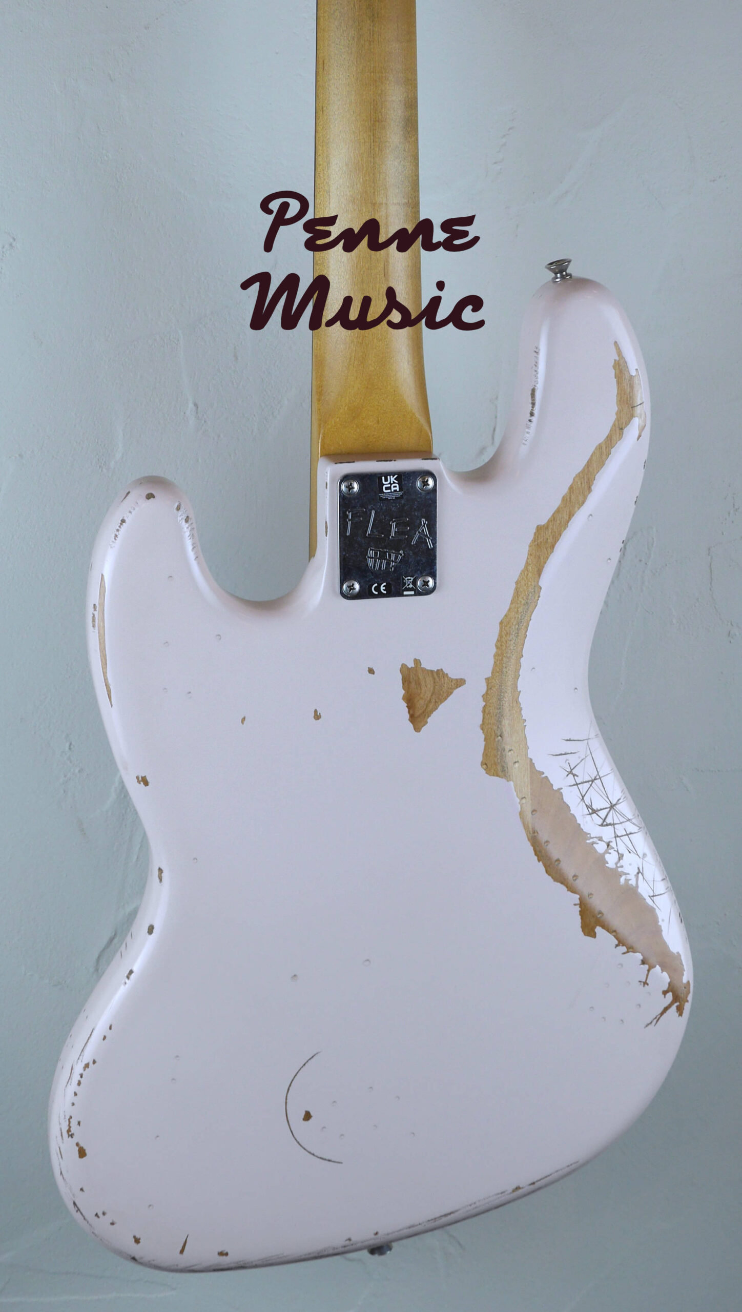 Fender Flea Road Worn Jazz Bass Shell Pink 4