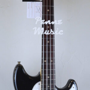 Fender JMJ Road Worn Mustang Bass Black 1