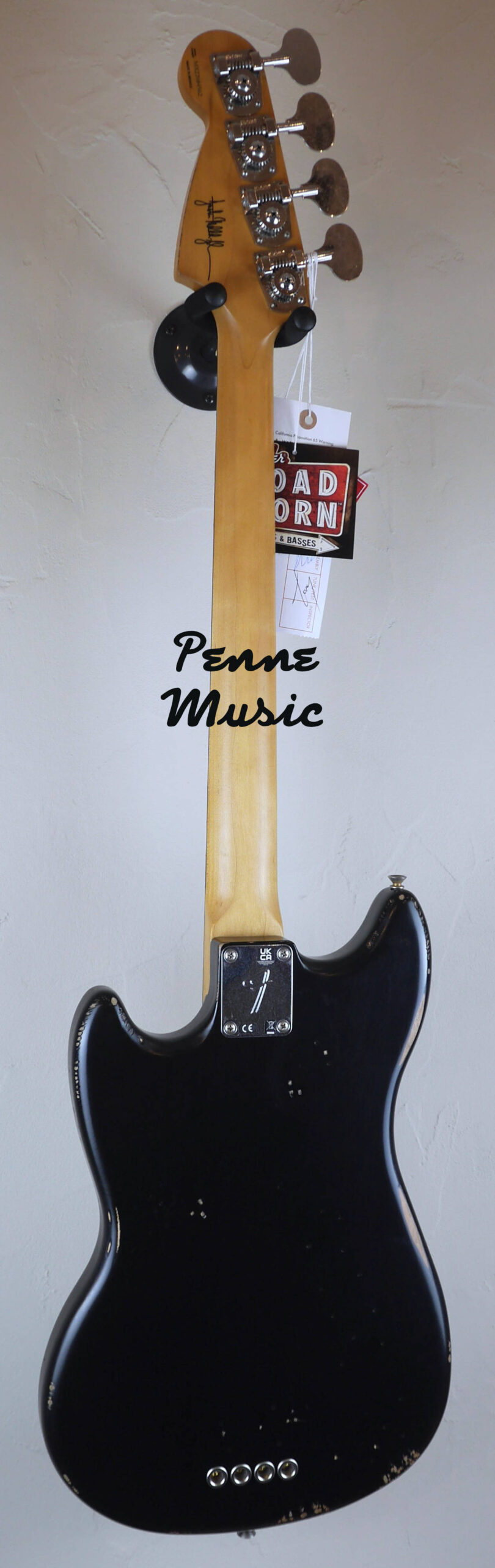 Fender JMJ Road Worn Mustang Bass Black 2