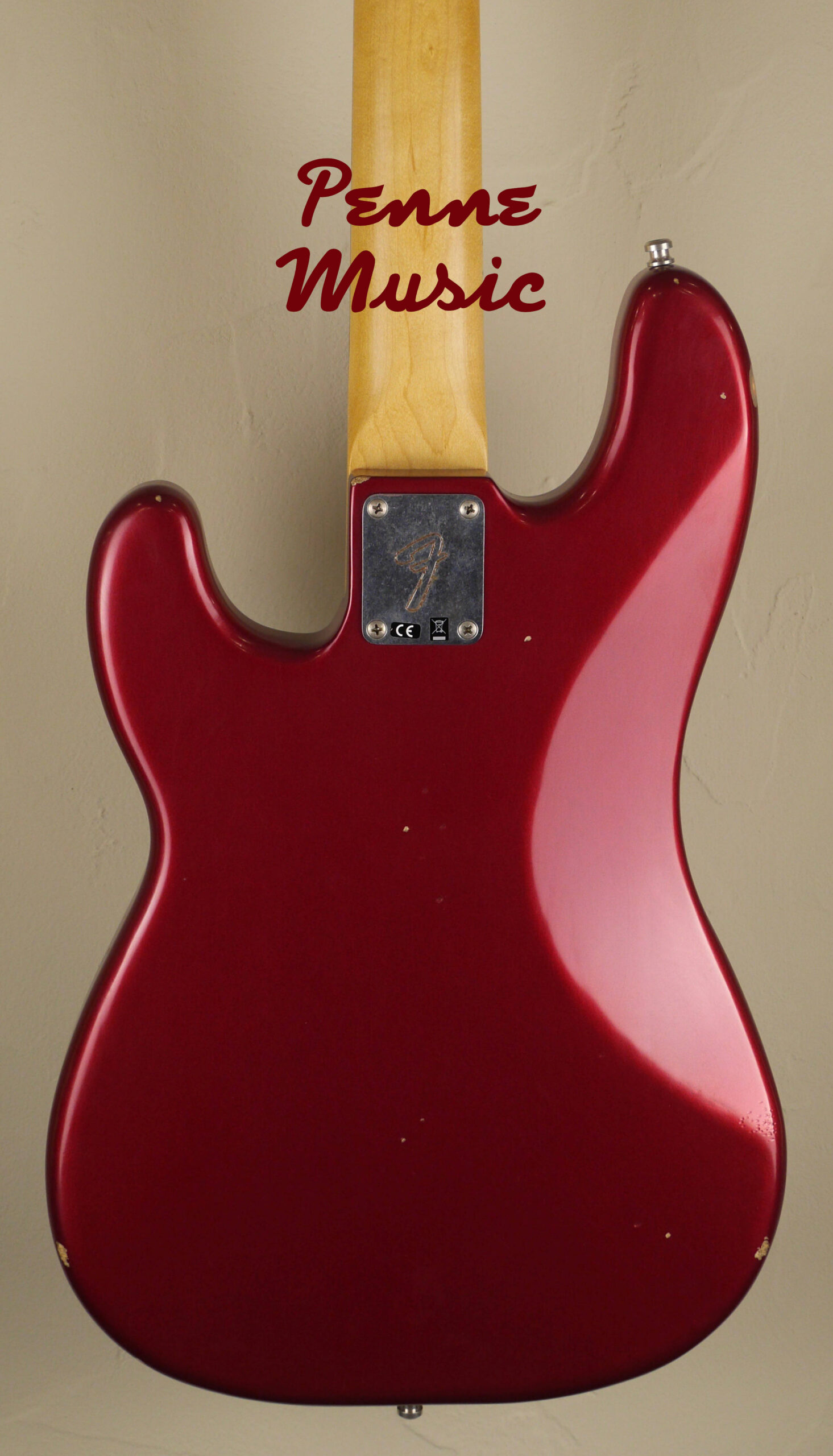 Fender Nate Mendel Road Worn Precision Bass Candy Apple Red 4