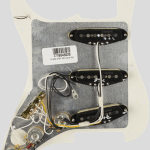 Fender Pre-Wired Vintage Noiseless Stratocaster Pickup Set Pickguard Parchment 6