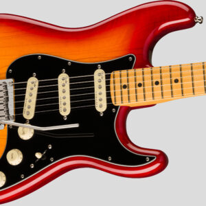 Fender American Ultra Luxe Stratocaster Plasma Red Burst 3