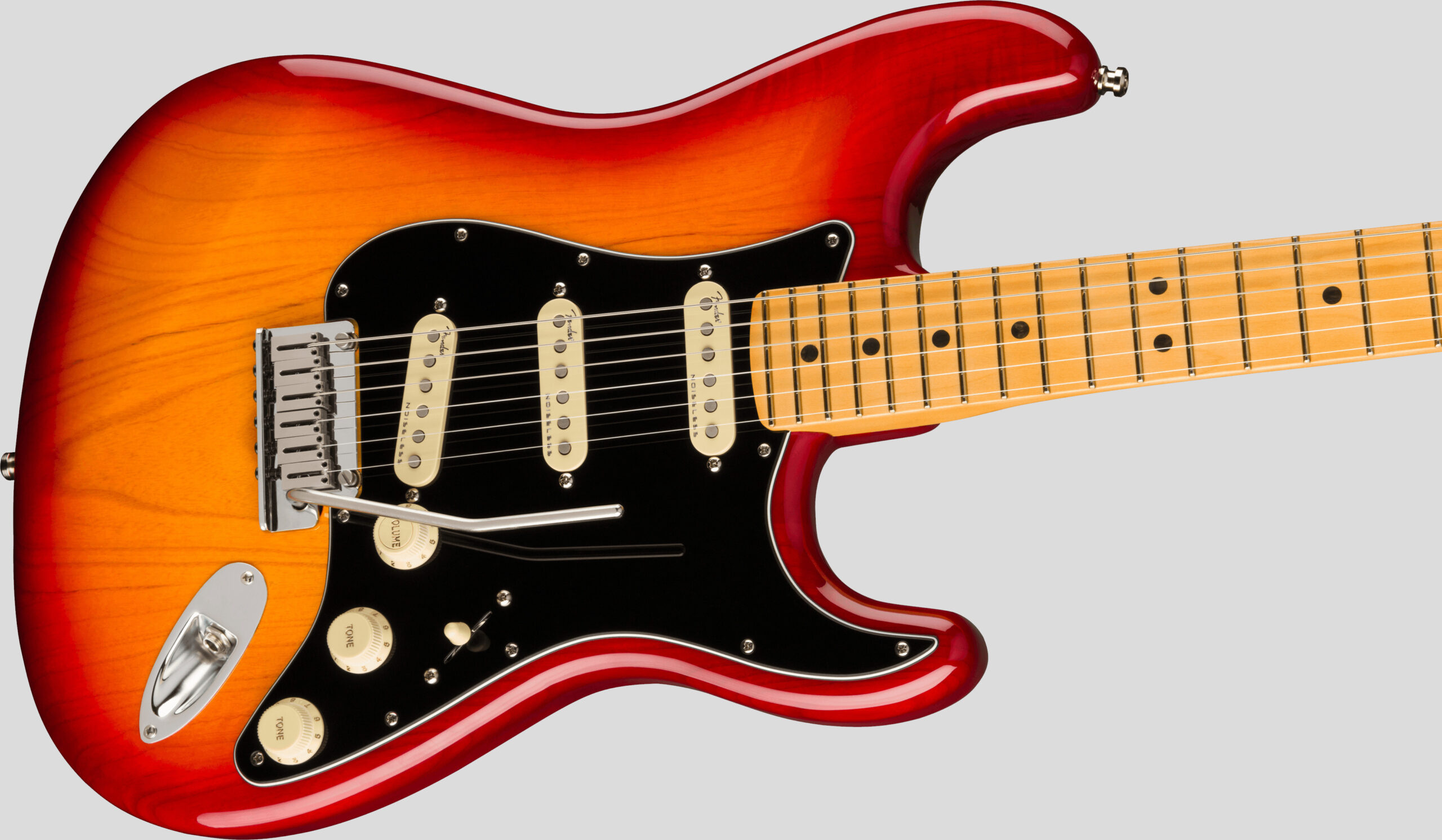 Fender American Ultra Luxe Stratocaster Plasma Red Burst 3
