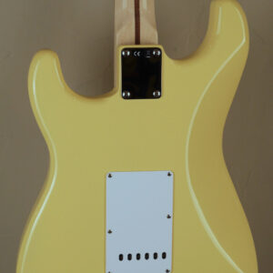 Fender Yngwie Malmsteen Stratocaster Vintage White RW 5