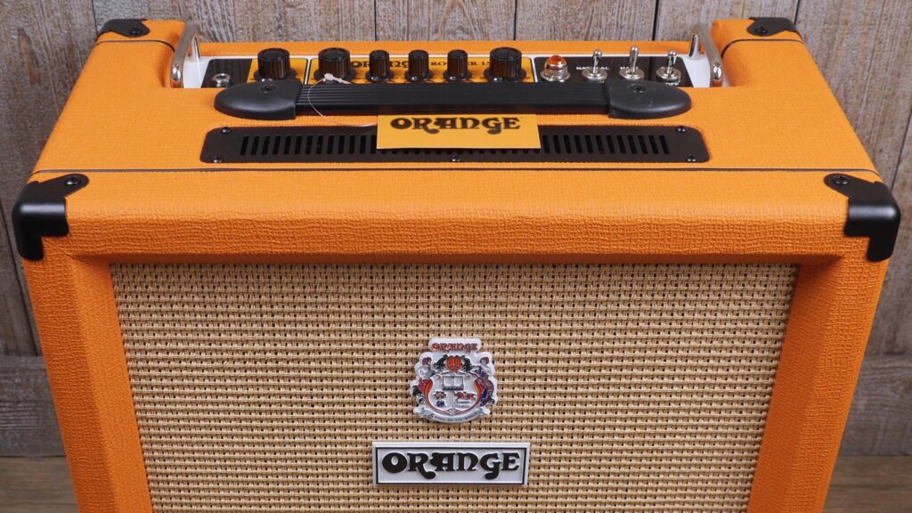 Orange Rocker 15 combo potenza 0.5 - 1 - 7 - 15 watt, 1 cono da 10″ Voice Of The World
