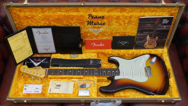 Fender Custom Shop Vintage Custom 59 Stratocaster Chocolate 3-Color Sunburst NOS 9235000562