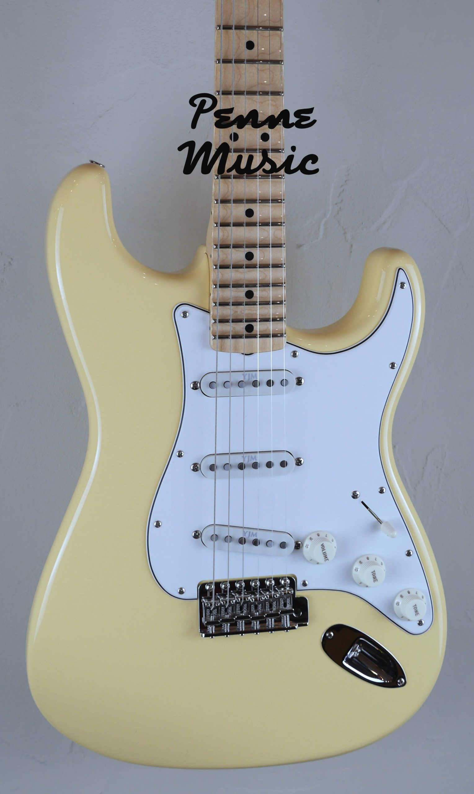 Fender Custom Shop Yngwie Malmsteen Stratocaster Vintage White NOS 4