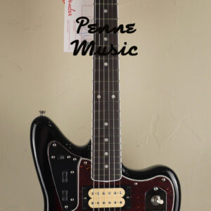 Fender Kurt Cobain Jaguar 3-Color Sunburst 2