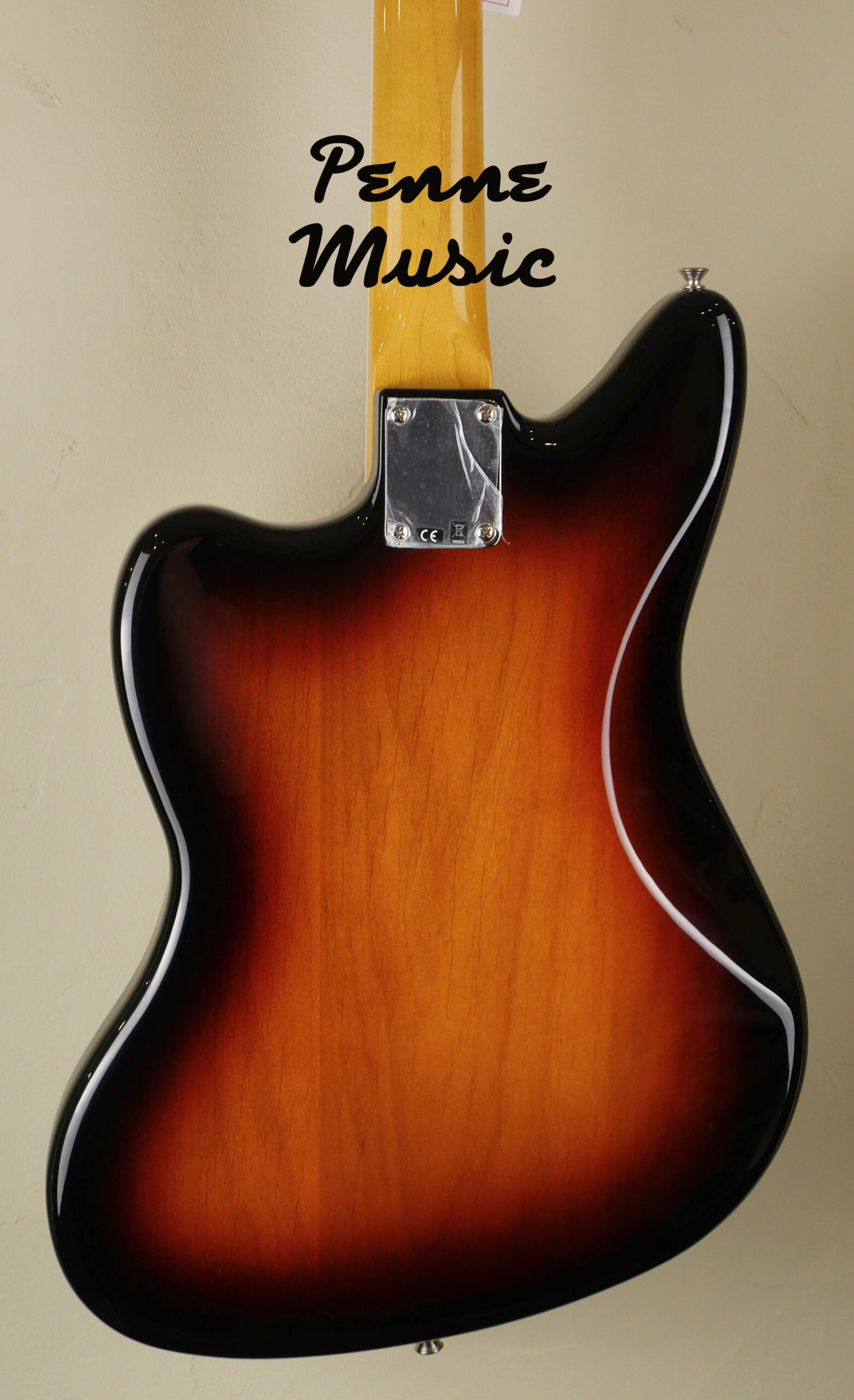 Fender Kurt Cobain Jaguar 3-Color Sunburst 5