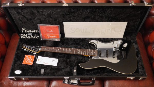 Fender Tom Morello Stratocaster Black 0140350706 Made in Mexico inclusa custodia rigida Fender