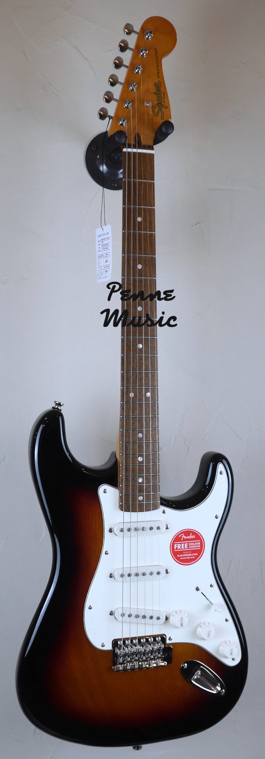 Squier by Fender Classic Vibe 60 Stratocaster 3-Color Sunburst 1