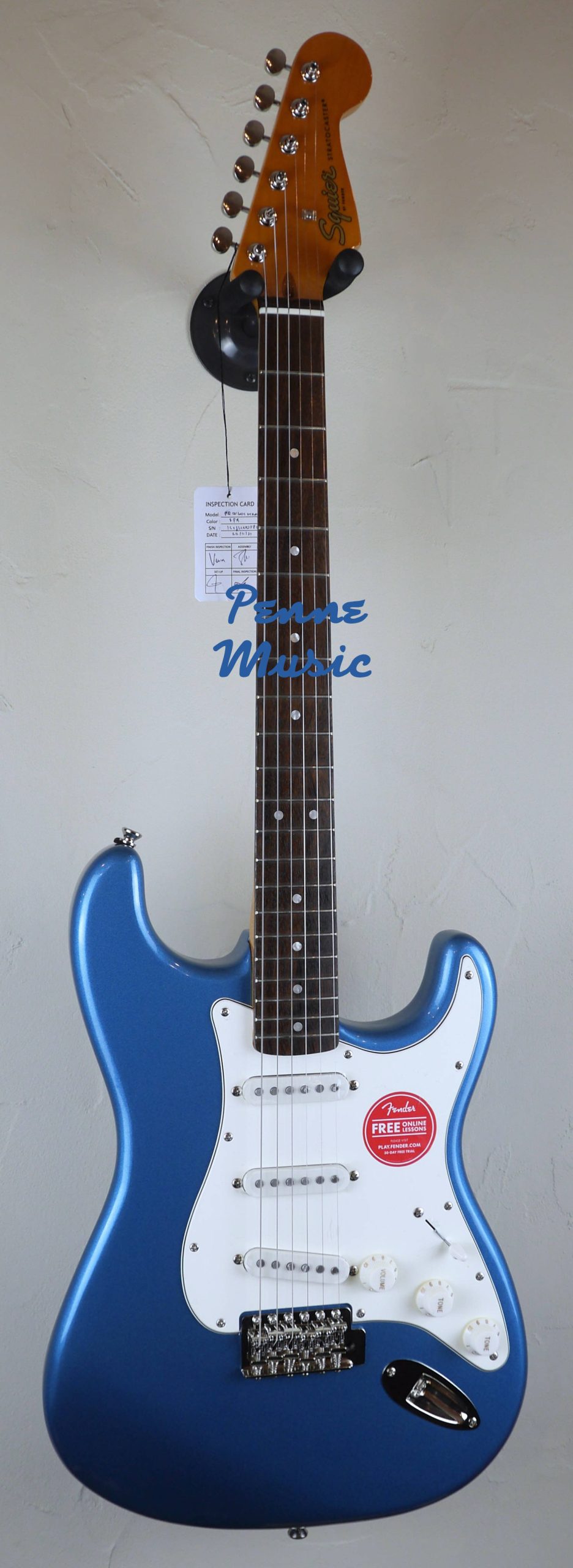 Squier by Fender Classic Vibe 60 Stratocaster Lake Placid Blue 1