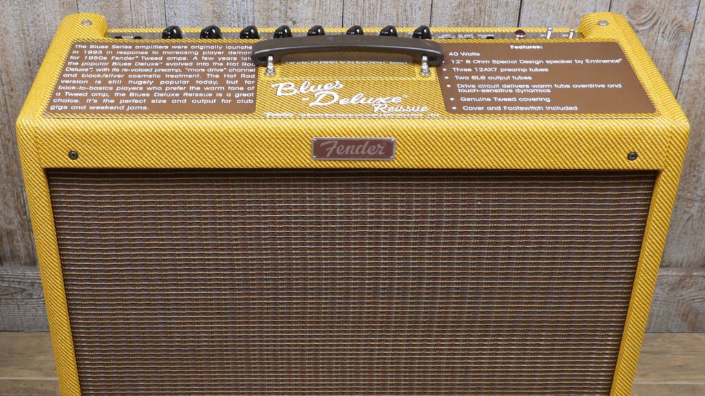 Fender Blues Deluxe Reissue Lacquered Tweed 2232206000 inclusi 2-Button Footswitch e Cover