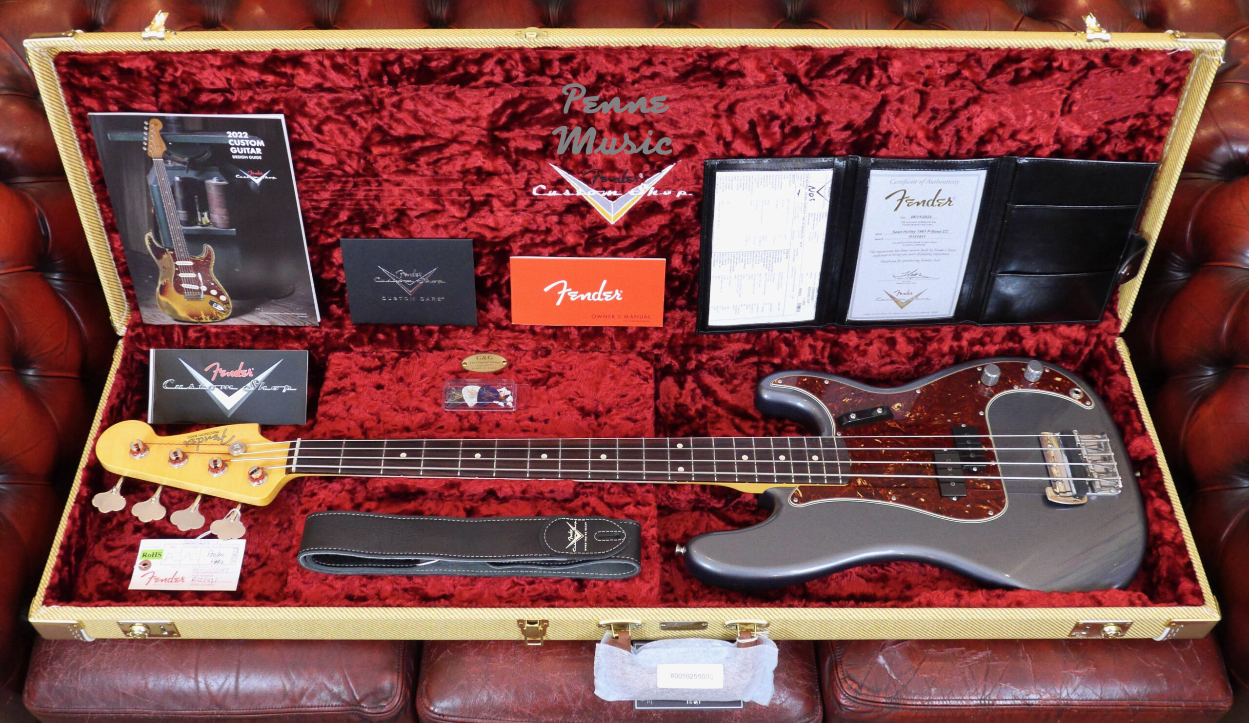 Fender Custom Shop Sean Hurley 1961 Precision Bass Aged Charcoal Frost Closet Classic 1