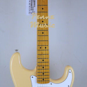 Squier by Fender Limited Edition Classic Vibe 70 Stratocaster Vintage White 1