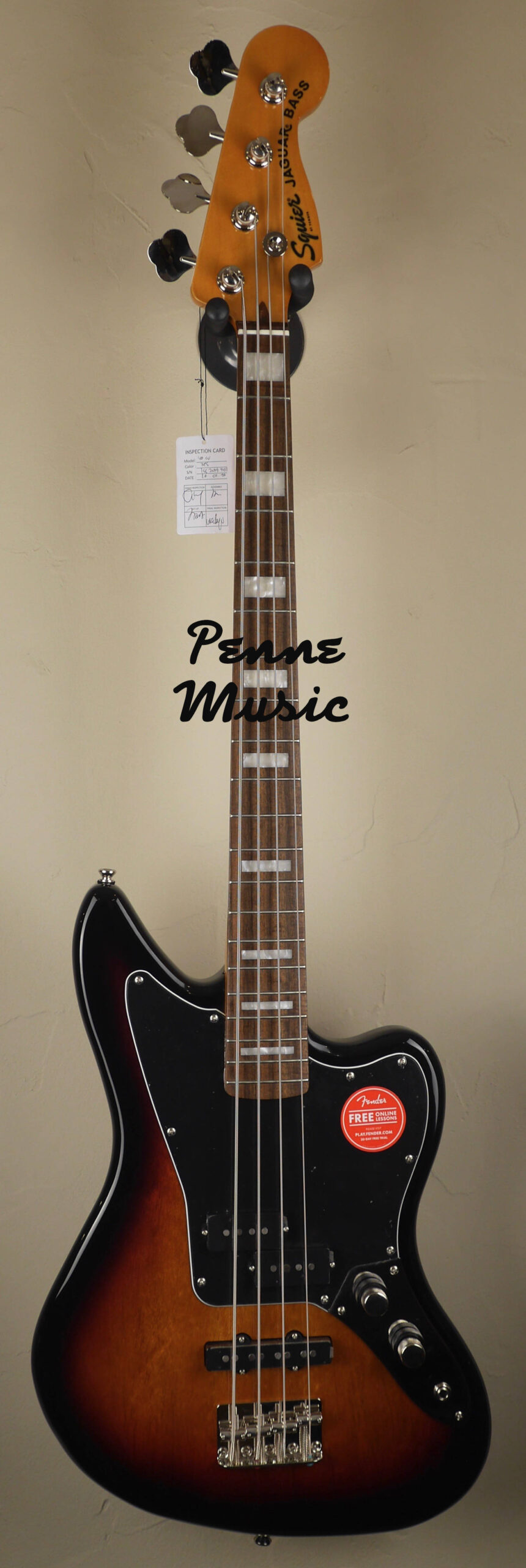 Squier by Fender Jaguar Bass Classic Vibe 3-Color Sunburst 1
