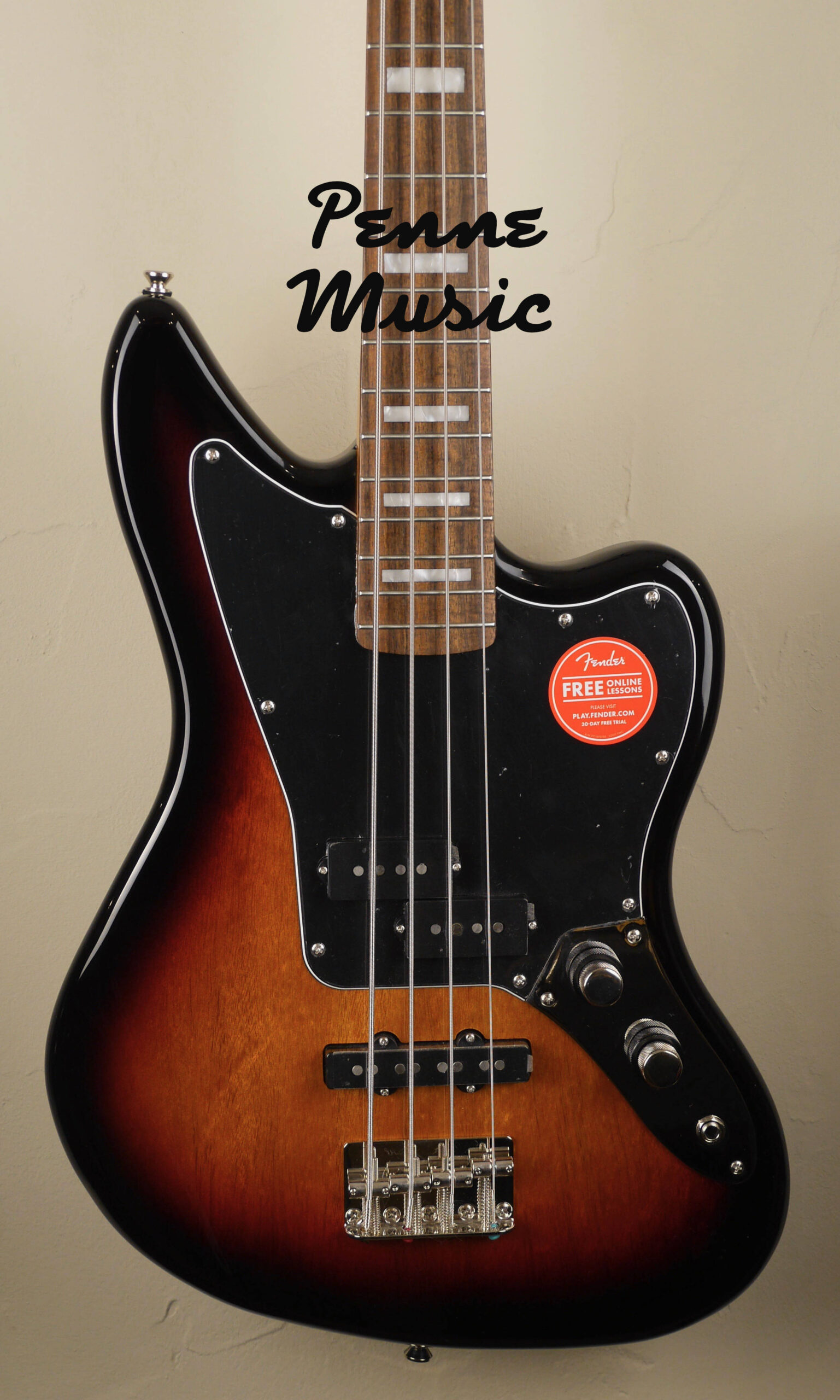 Squier by Fender Classic Vibe Jaguar Bass 3-Color Sunburst 3
